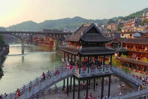 ÂN THI – TRƯƠNG GIA GIỚI - PHƯỢNG HOÀNG CỔ TRẤN 5N4D