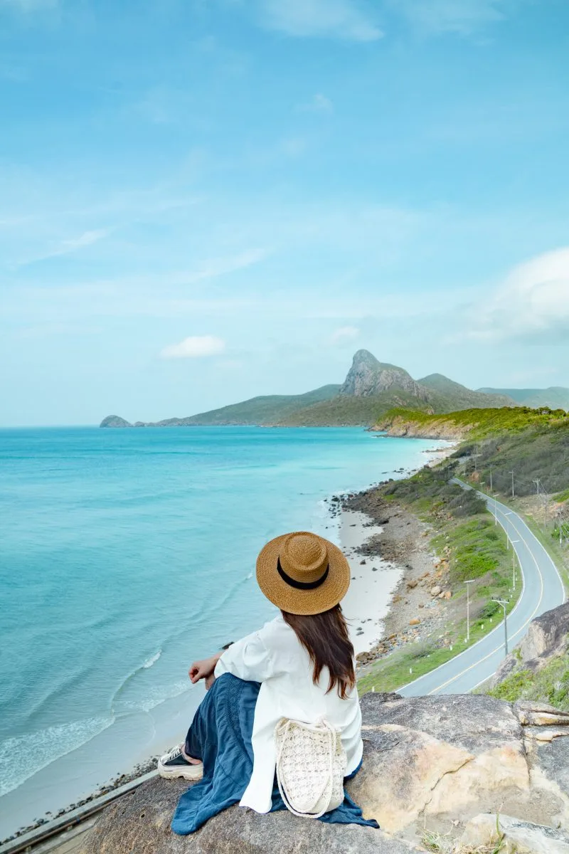 CÔN ĐẢO - VẺ ĐẸP LÀM SAY LÒNG DU KHÁCH